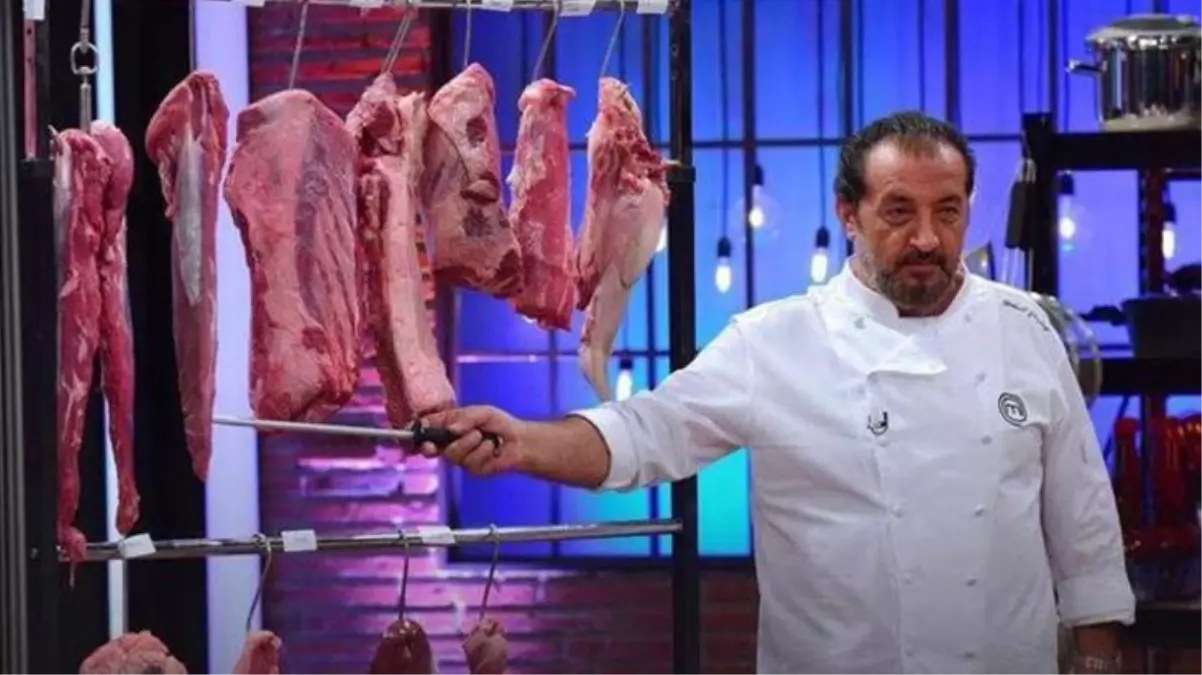 MasterChef\'in ustası Mehmet Yalçınkaya\'nın acıklı hikayesi! 3 parmağını da kıyma makinesine kaptırmış