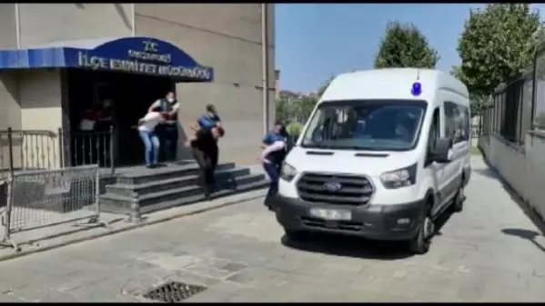 Son dakika haberleri | Sultangazi'de polise saldıran 7 kişi adliyeye sevk edildi