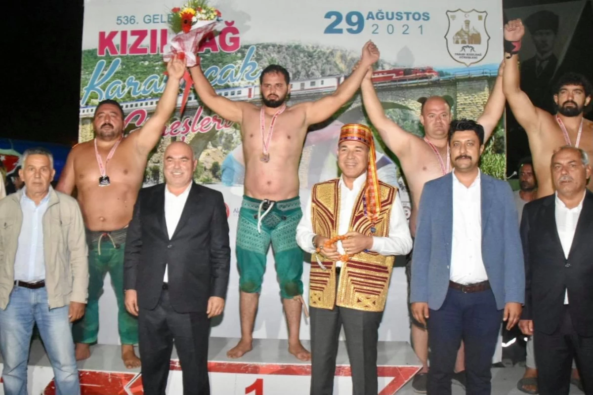 Son dakika spor: Adana\'da 536. Geleneksel Kızıldağ Karakucak Güreşleri düzenlendi