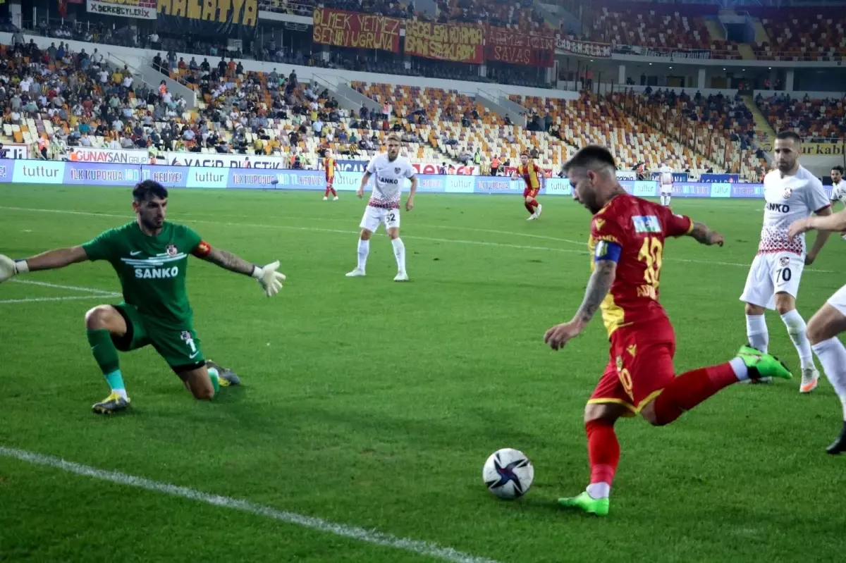 Adem Büyük, Yeni Malatyaspor formasıyla 100. maçına çıktı