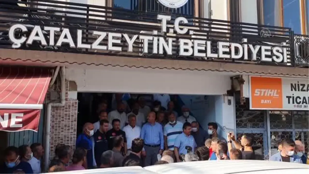 KASTAMONU - Bakan Soylu, selden etkilenen Çatalzeytin\'de incelemelerde bulundu