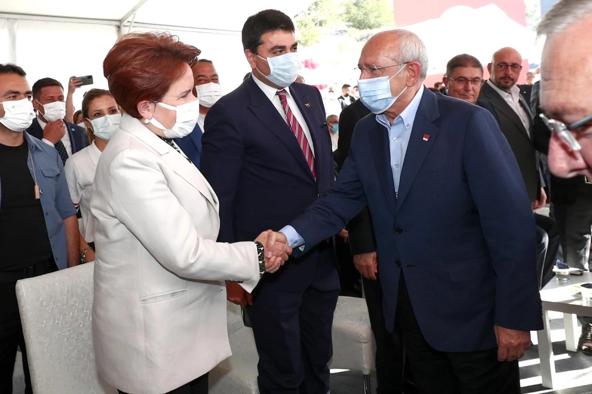 Kemal Kılıçdaroğlu ve Meral Akşener, Mamak\'ta 106 projenin açılışı ve temel atma töreni için bir araya geldi