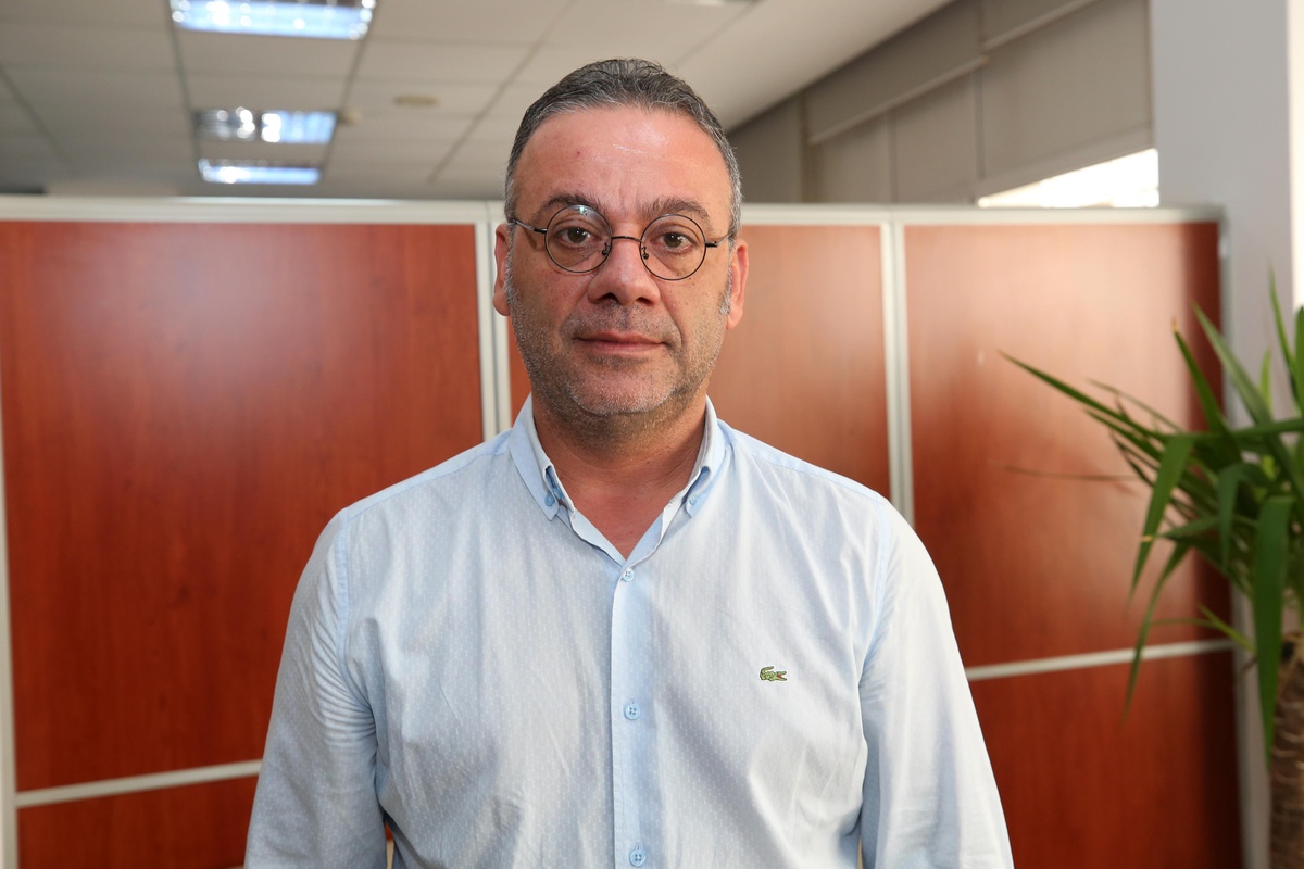 Koronavirüs Bilim Kurulu Üyesi Prof. Dr. Gündüz\'den "Virüs artık aşısızlar arasında yayılıyor" açıklaması