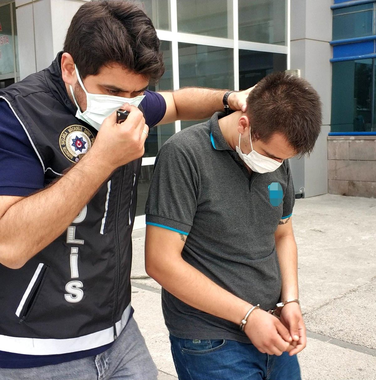 Samsun\'da satışa hazır 14 paket uyuşturucuyla yakalanan şahıs tutuklandı