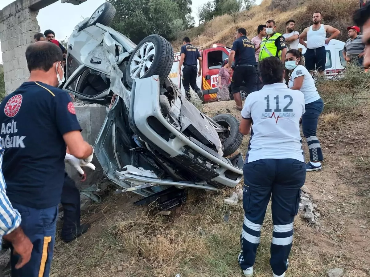 Sürücü takla atan otomobilde sıkışarak yaralandı