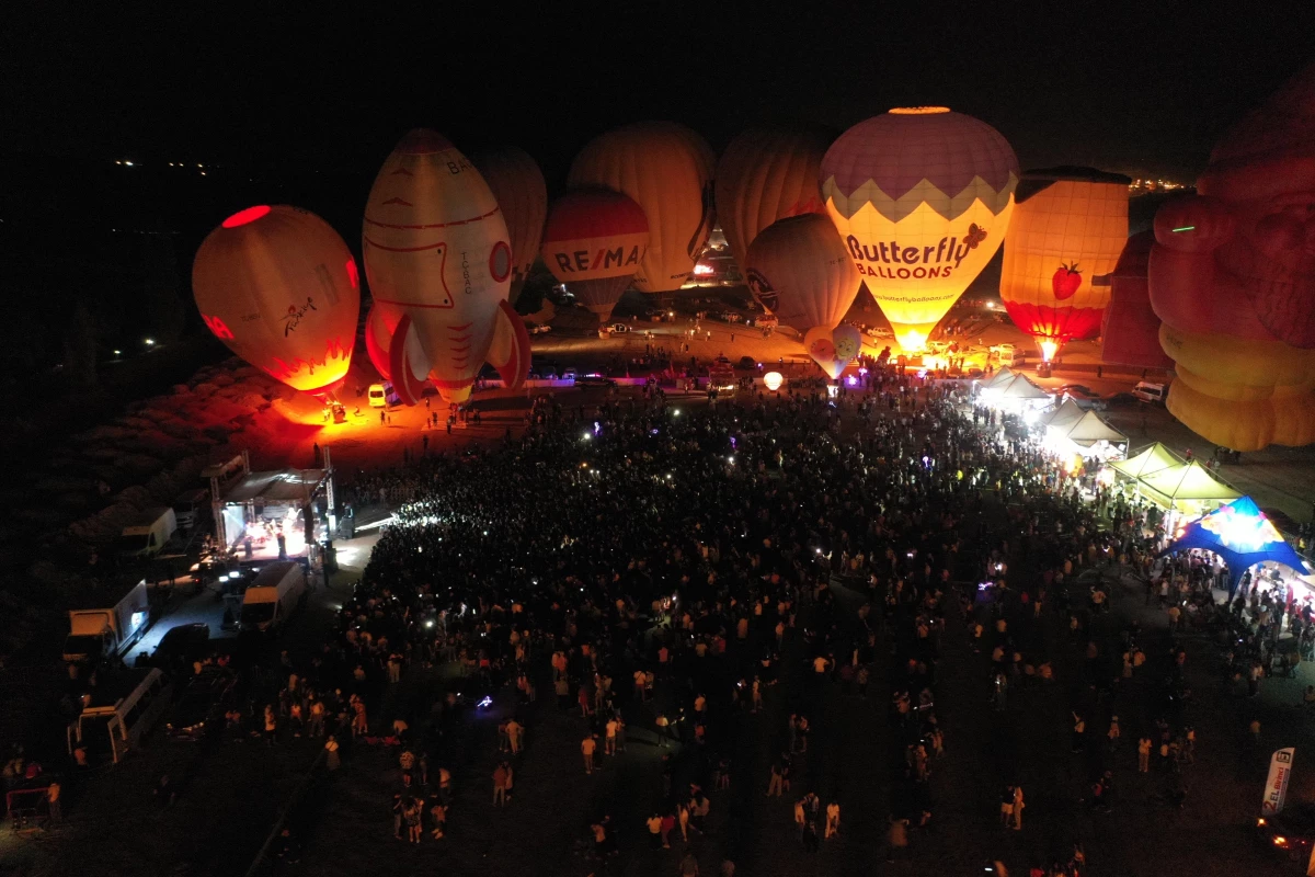 Uluslararası Kapadokya Balon Festivali, Pinhani grubunun konseriyle sürdü