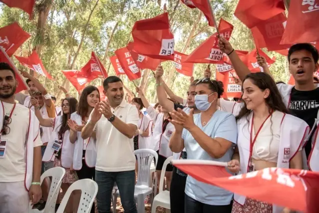 Başkan Çerçioğlu ve Günel gençlerle bir araya geldi