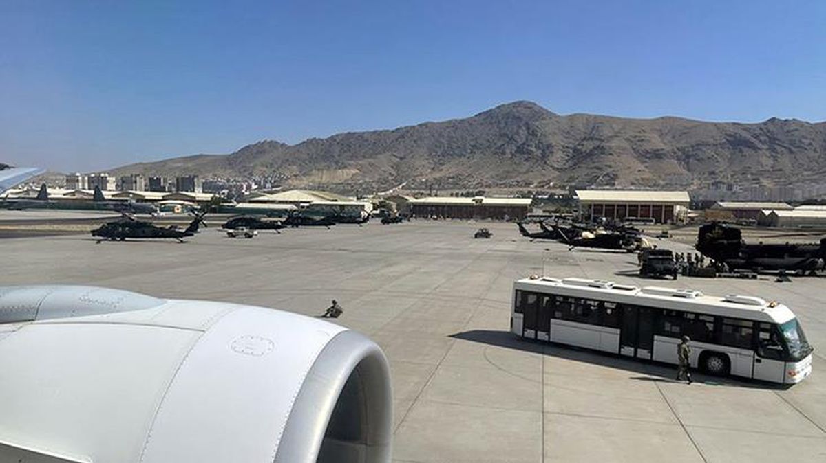 BMGK, Kabil\'deki havalimanının hızla yeniden açılmasını talep eden kararı kabul etti