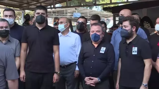 Büyükşehir Belediye Başkanı Muhittin Böcek'in ağabeyi son yolculuğuna uğurlandı Büyükşehir Belediye Başkanı Muhittin Böcek'in ağabeyi son yolculuğuna uğurlandı