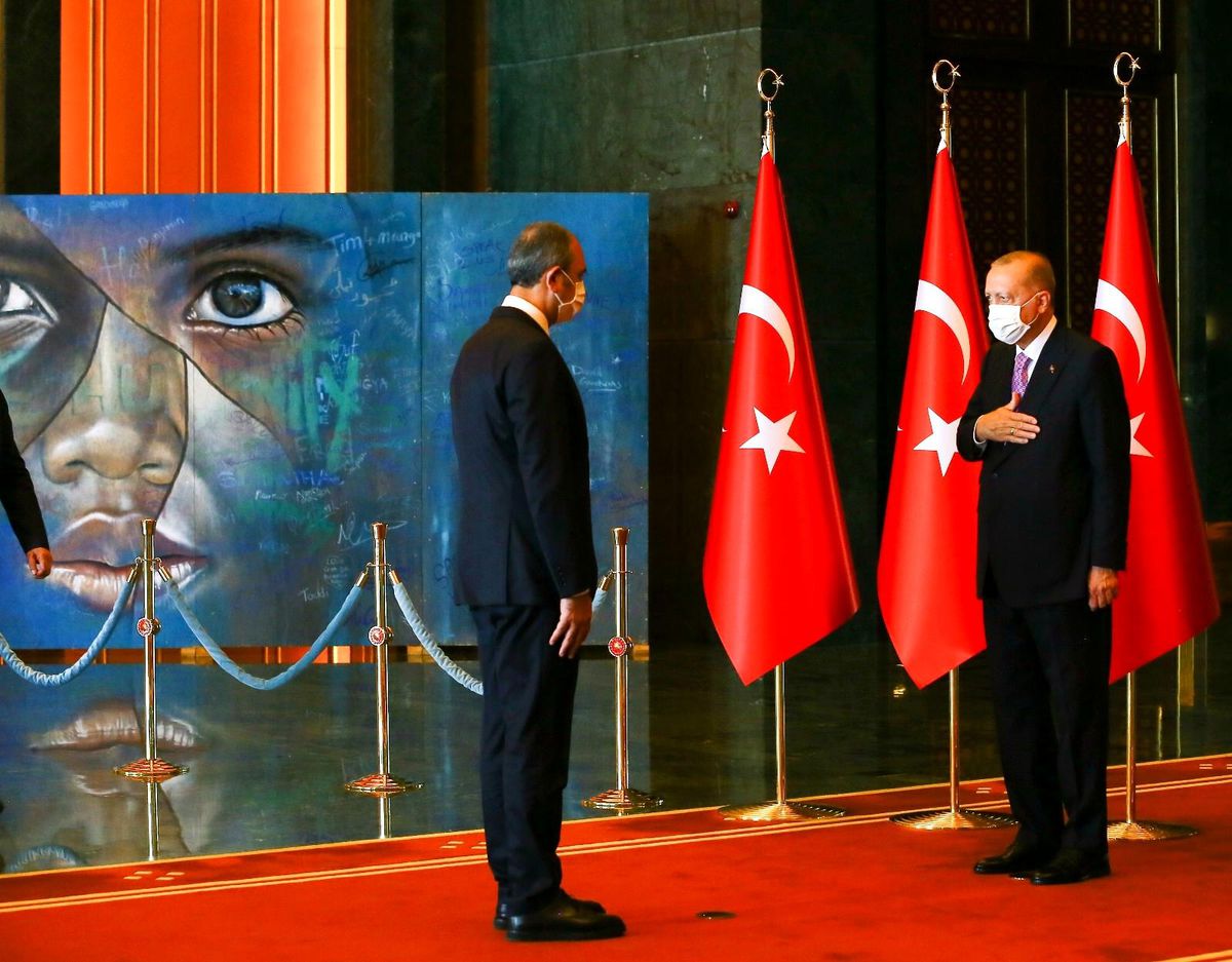 Cumhurbaşkanı Erdoğan\'ın 30 Ağustos tebriklerini kabulündeki tablo detayı