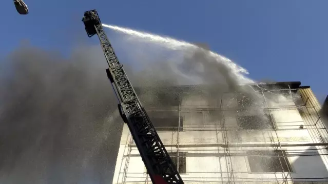Son dakika haberi... Hatay'da mobilya atölyesinde yangın
