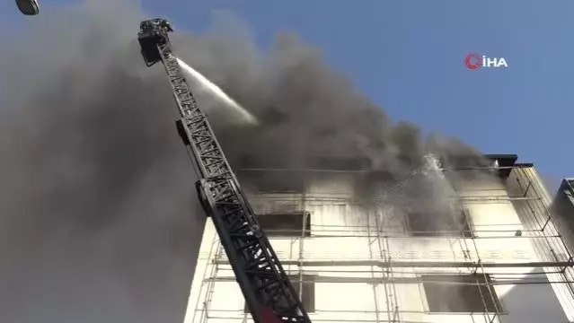 Son dakika haberi... Hatay'da mobilya atölyesinde yangın
