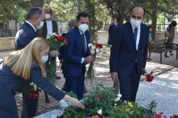 Son dakika: Konya'da koronavirüs tedbirli zafer kutlaması