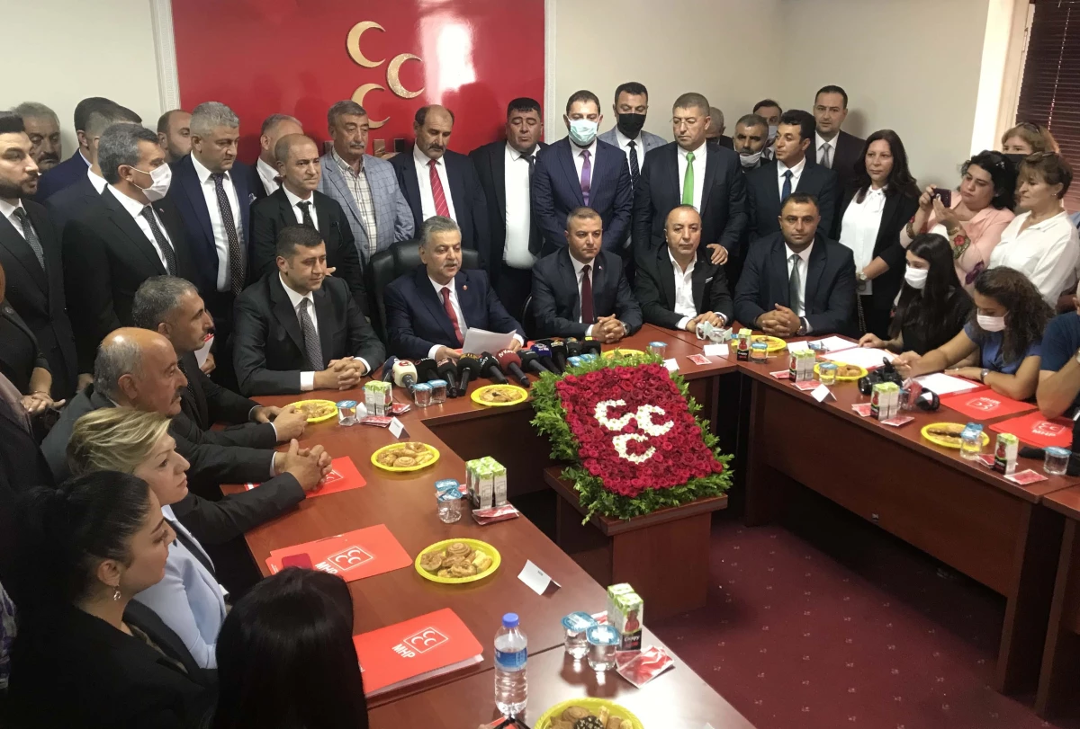 MHP Kayseri İl Başkanı Adnan İncetoprak, yönetimini tanıttı