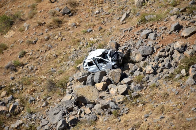 Şırnak'ta kahreden kaza: Düğüne giderken kaza yapan otomobilde anne ve oğlu hayatını kaybetti