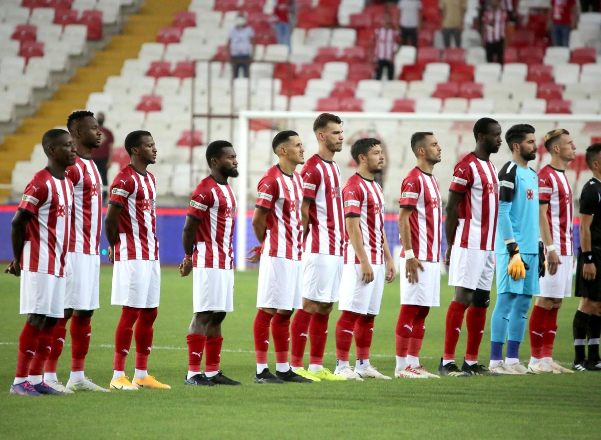 Sivasspor\'da futbolculara 4 gün izin verildi