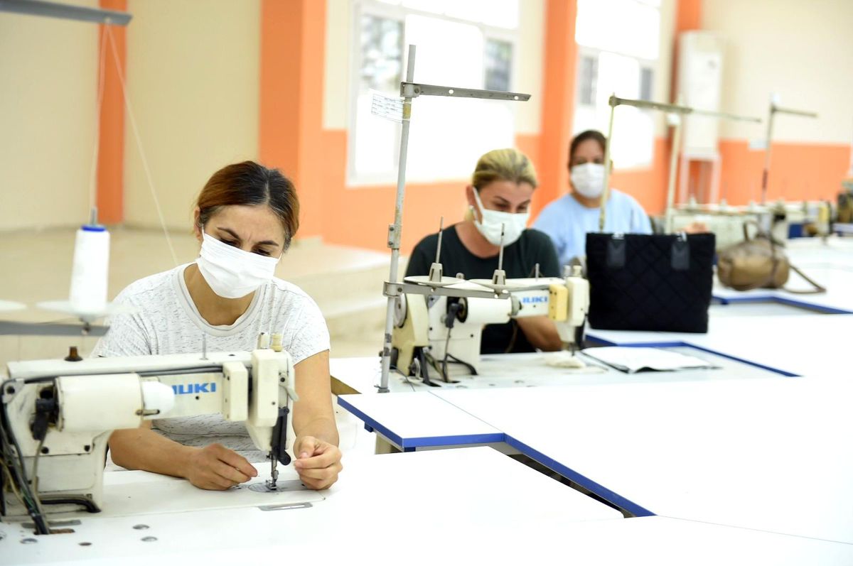 Tarsus Belediyesinin tekstli atölyesinde kadınlar istihdam edilecek