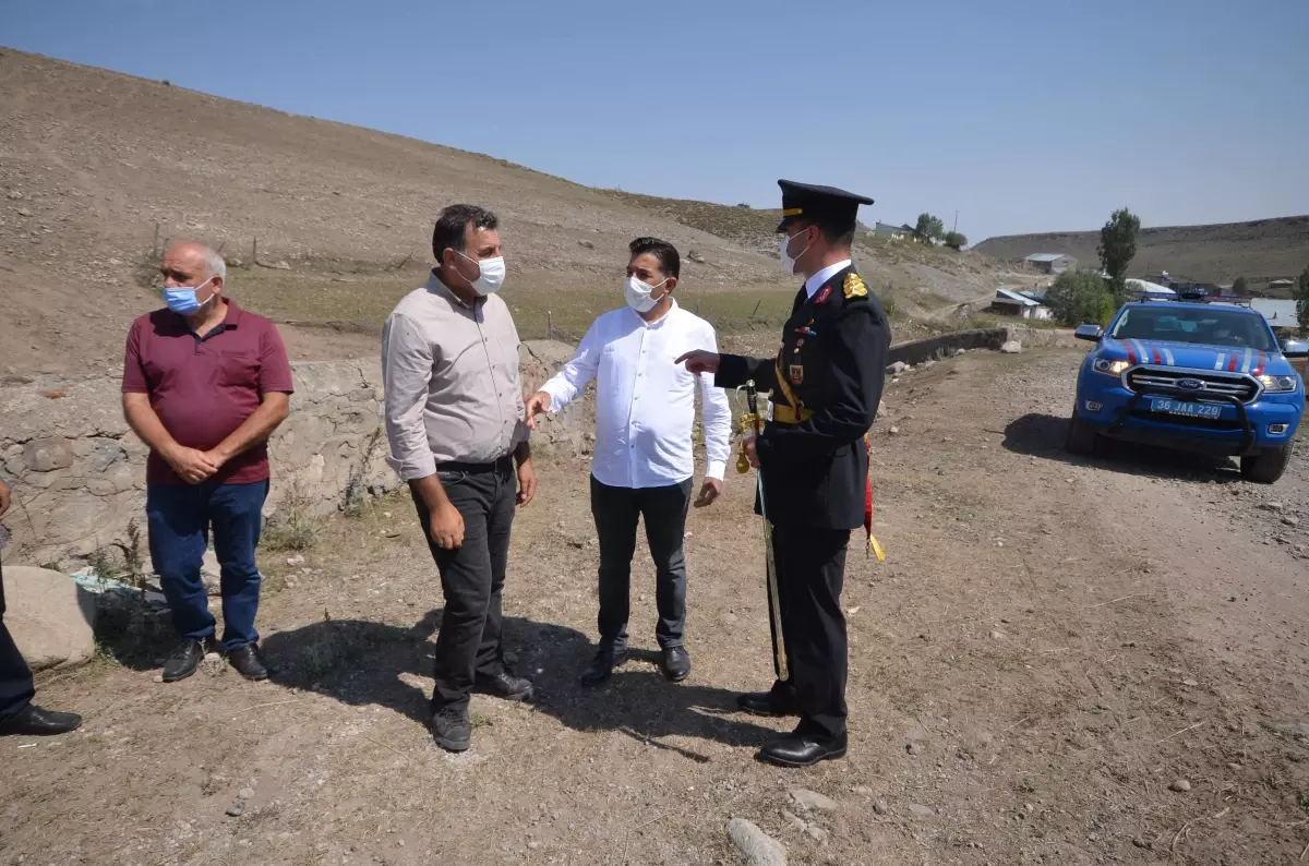 Tunceli\'de 34 yıl önce şehit olan İsrafil Yıldız\'ın silah arkadaşlarından Zafer Bayramı\'nda anlamlı ziyaret