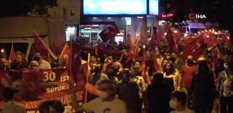 Zafer Bayramı etkinliklerinde fener alayı yürüyüşü düzenlendi