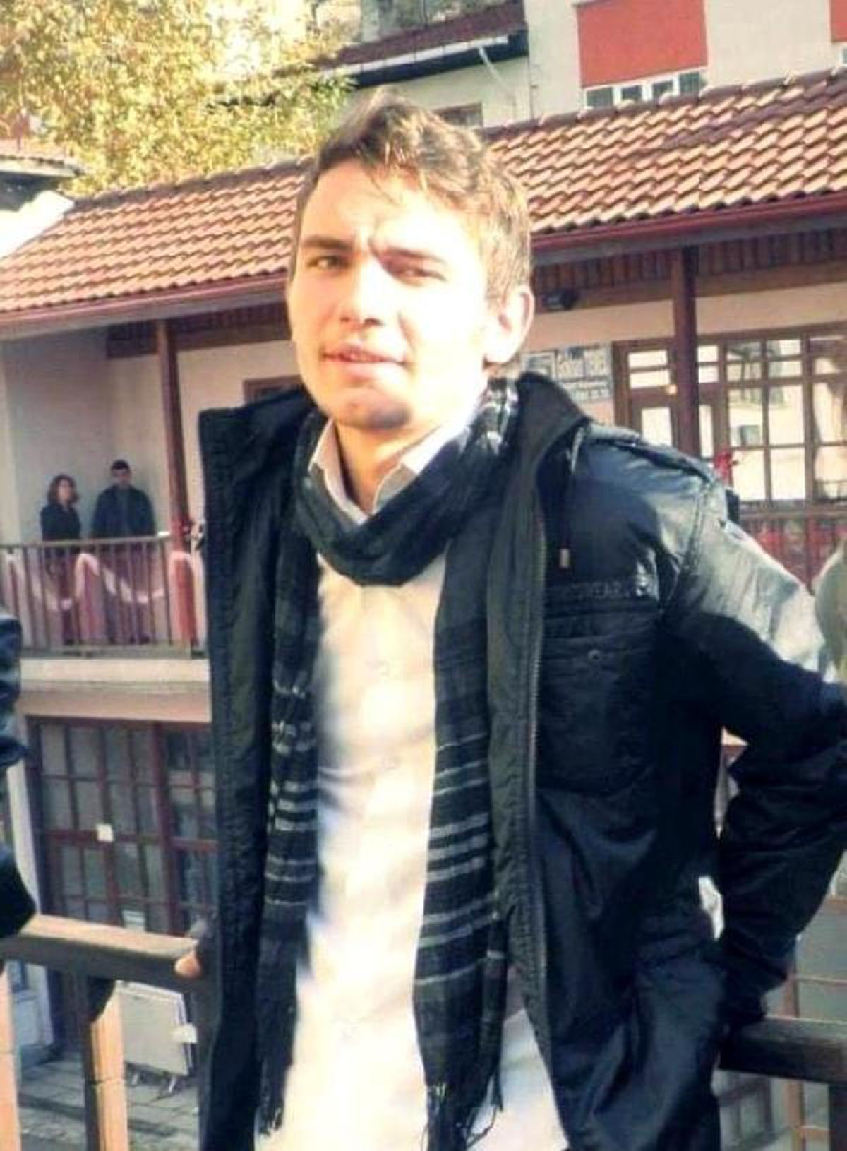Son dakika haberi! CHP Mudurnu Gençlik Kolları Başkanı Duman 4\'üncü kattan düşüp öldü