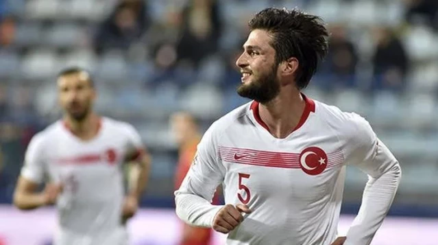 Galatasaray, milli futbolcu Okay Yokuşlu'yu kadrosuna katmaya çok yakın