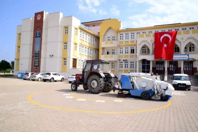 Kahramankazan'da okullar yüz yüze eğitim için hazır hale getiriliyor