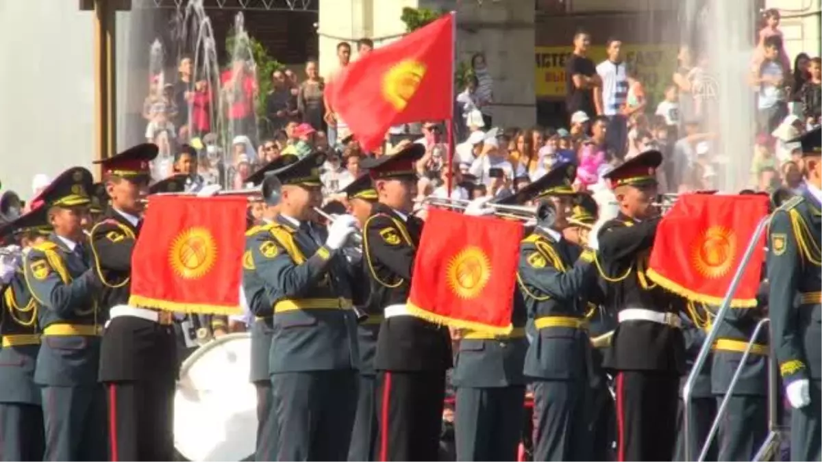 Kırgızistan, bağımsızlığının 30. yılını kutladı