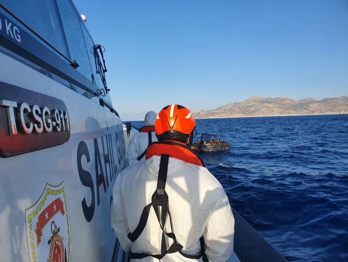 Muğla\'da 39 düzensiz göçmen kurtarıldı
