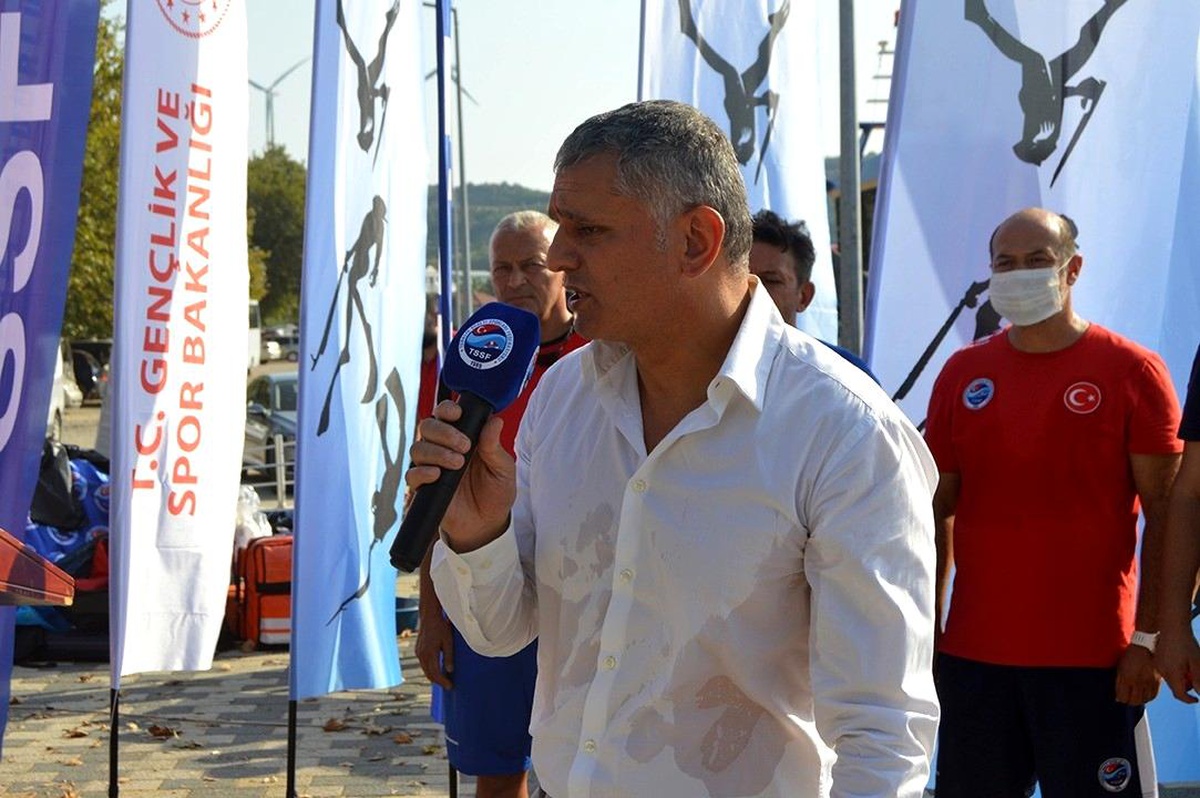Özen: "Erdek sualtı sporları için çok elverişli"