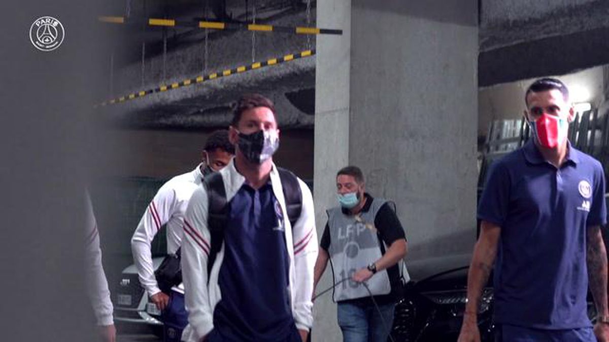 Perde Arkası: Lionel Messi PSG Formasıyla İlk Maçına Çıktı