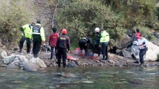 Peru'da otobüs uçuruma düştü: 29 ölü, 22 yaralı Peru'da otobüs uçuruma düştü: 29 ölü, 22 yaralı