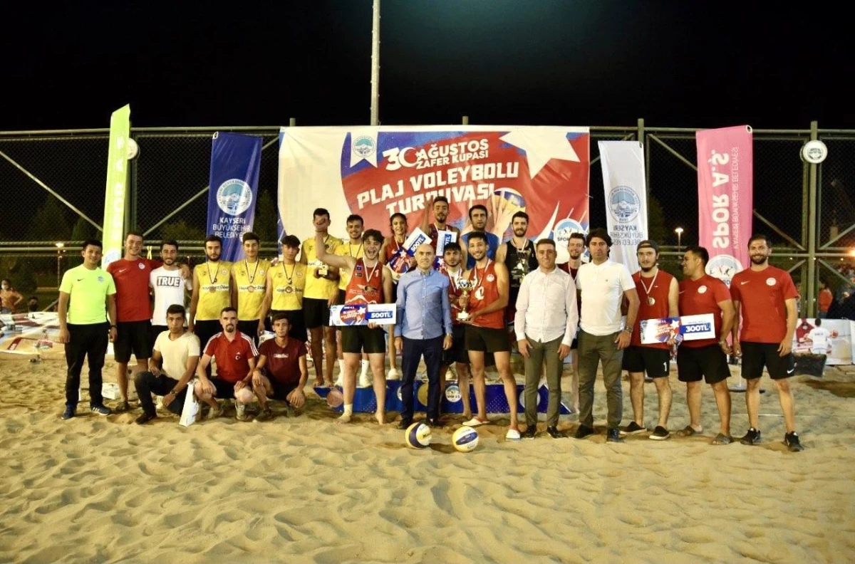 Spor AŞ\'nin Zafer Bayramı\'na özel turnuvaları sona erdi