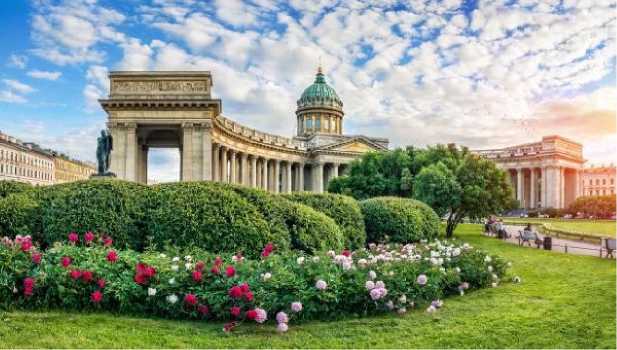 St. Petersburg uçuşları yeniden başlıyor