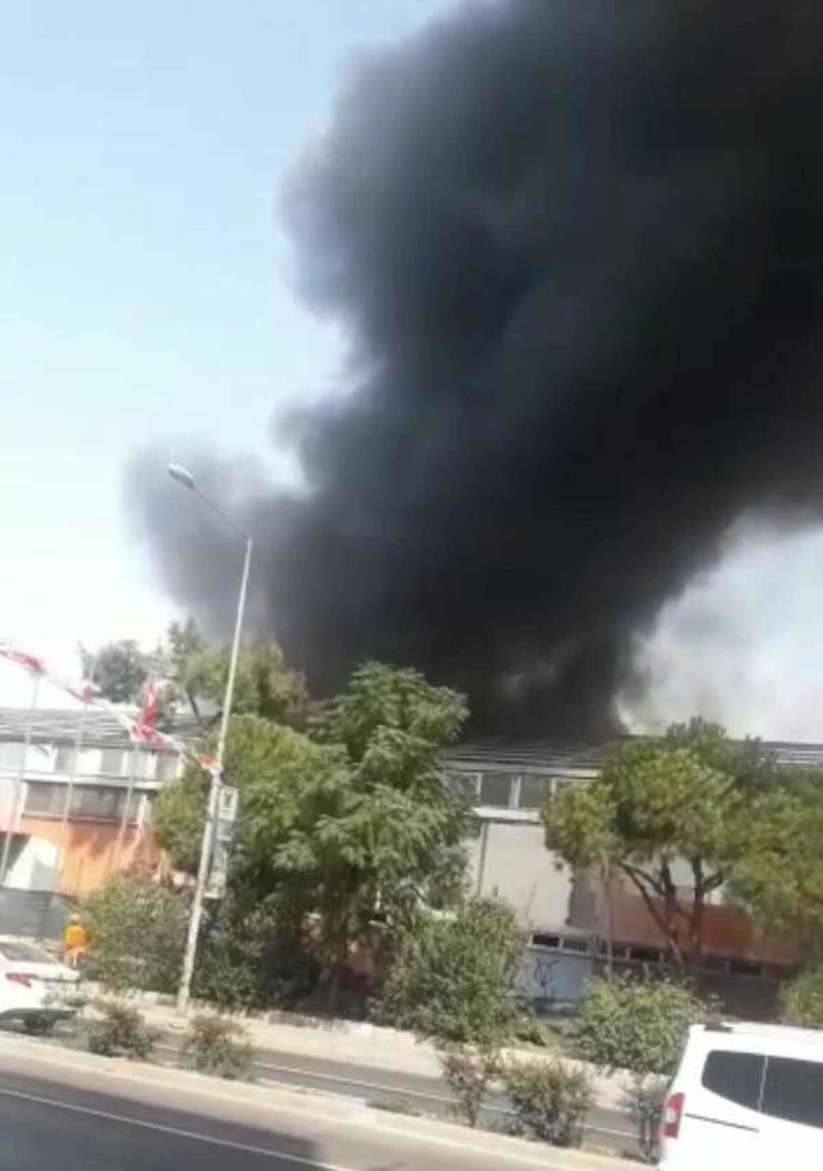 Son dakika haberi! Tadilattaki spor salonunda yangın