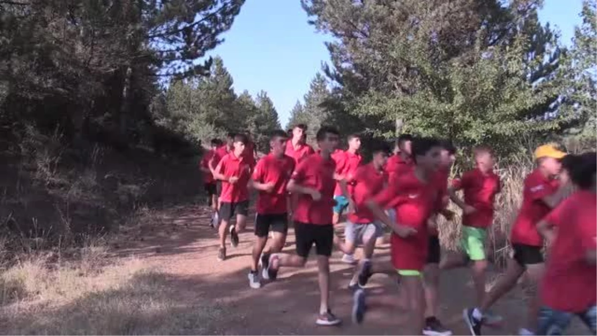 Atletizm Milli Takımı Altyapı Kampı, Çamlık Milli Parkı\'nda sürüyor