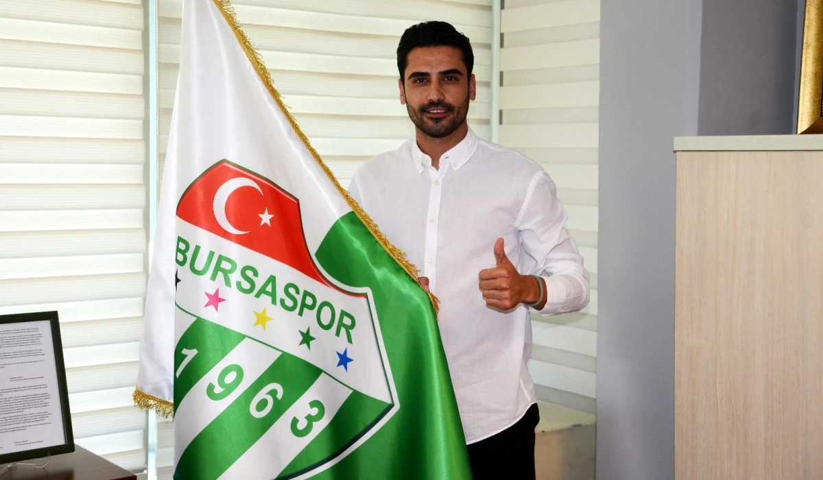 Bursaspor\'da yeni transfer Ozan Sol\'un sözleşmesi karşılıklı olarak feshedildi