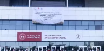Cimnastik Federasyonu Başkanı Çelen, Antalya'da inşaatı devam eden salonu inceledi