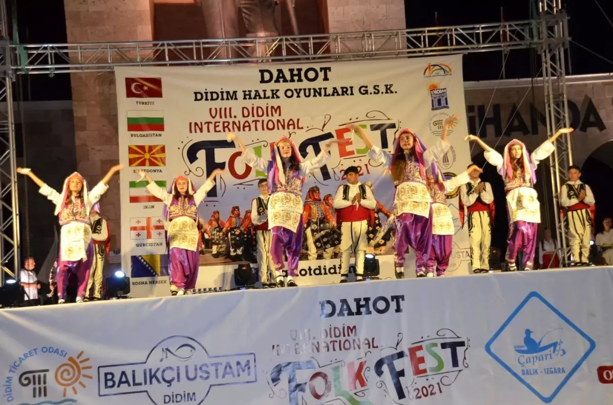 Didim\'deki Halk Oyunları Festivali sona erdi