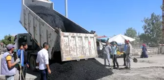 Diyadin'de asfaltlama çalışmaları devam ediyor