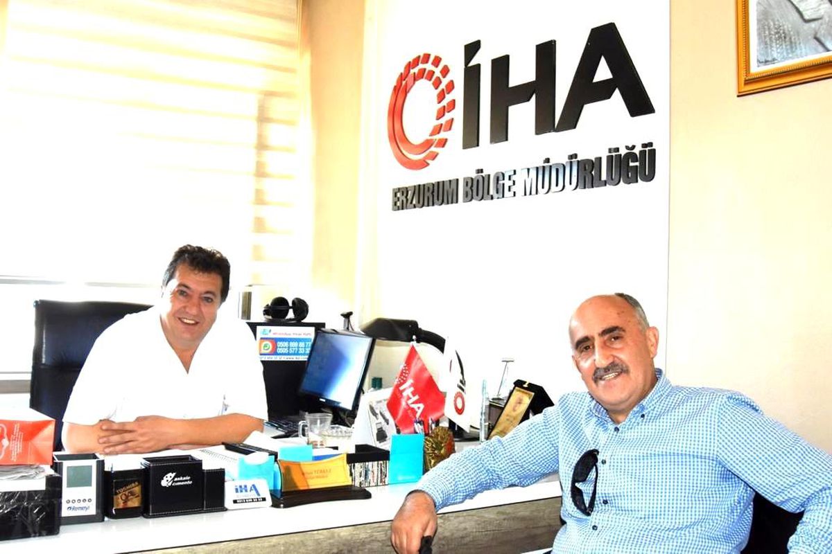 Erzurum Kent Konseyi Başkanı Tanfer\'den İHA Bölge Müdürü Ayhan Türkez\'e nezaket ziyareti
