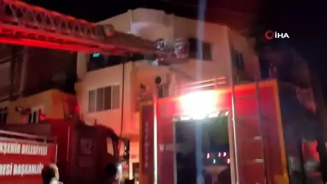 Hatay'da ev yangını korkuttu Hatay'da ev yangını korkuttu