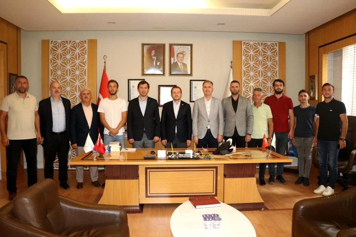 Milletvekili Kılıç\'tan İnegöl\'e ziyaret