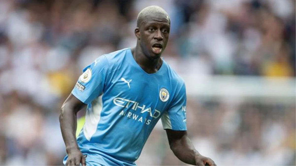 Taciz suçlamalarıyla tutuklanan futbolcu Benjamin Mendy, ünlülerin kaldığı özel alanda kalamayınca sinir krizi geçirdi