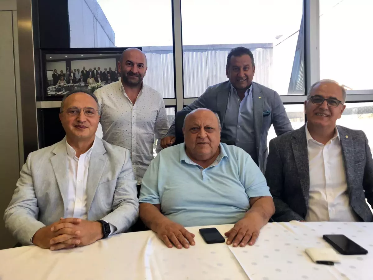 TVF Başkanı Mehmet Akif Üstündağ\'dan Kiğılı\'ya ziyaret