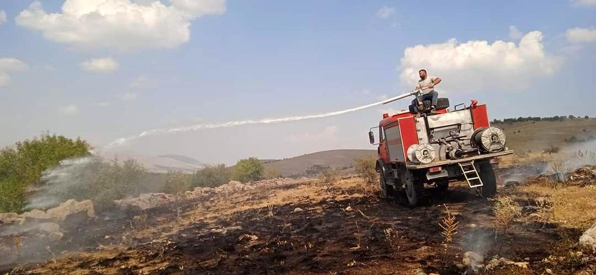 Son dakika haberi! Yangın vişne bahçesine sıçramadan söndürüldü
