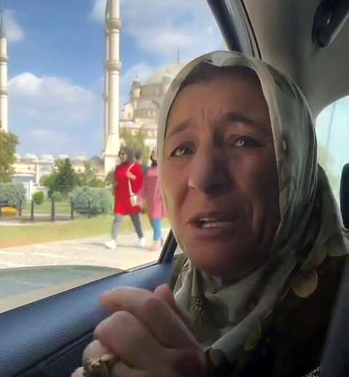 Yozgatlı Hatice Teyze\'nin Adana sıcağıyla imtihanı