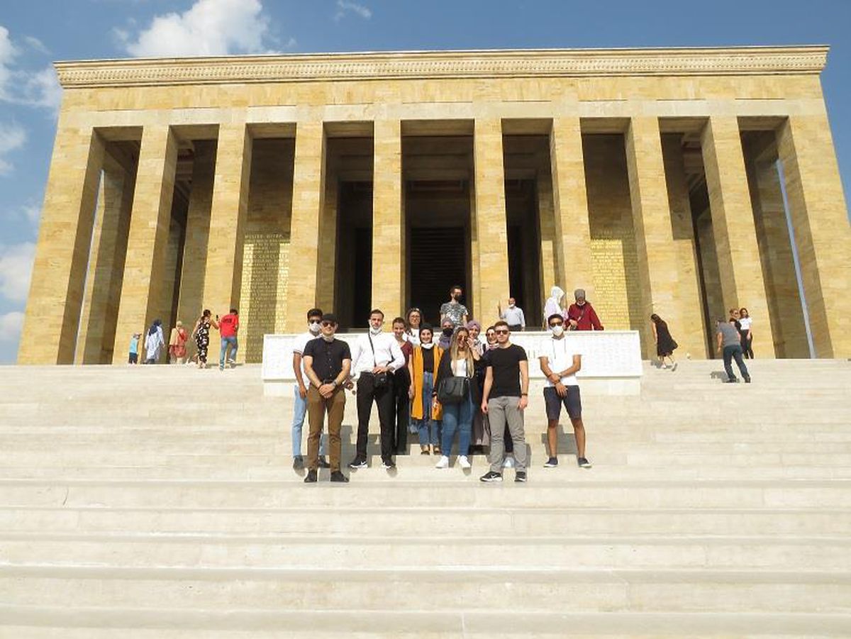 YTB\'den KKTC\'li gençlere liderlik eğitimi