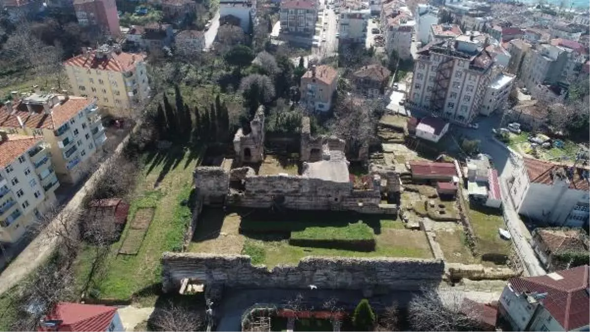 Balatlar kazısında Bizans mozaikleri çıktı