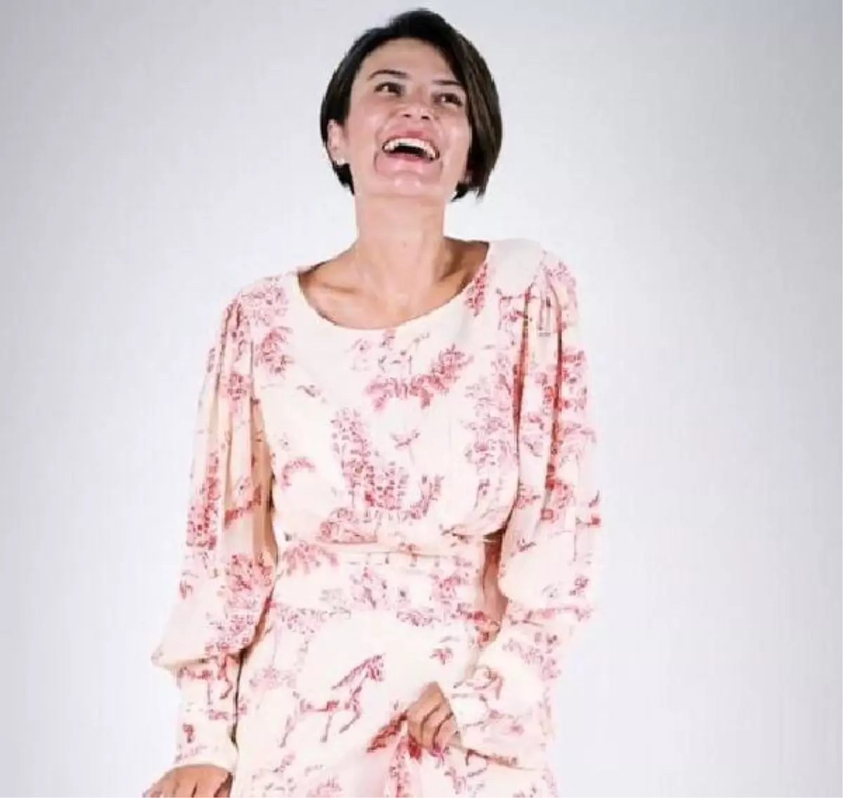 Derya\'s Secret\'tan Derya Yarkın: Stresli meslek grupları holoterapi yöntemiyle tanışmalı