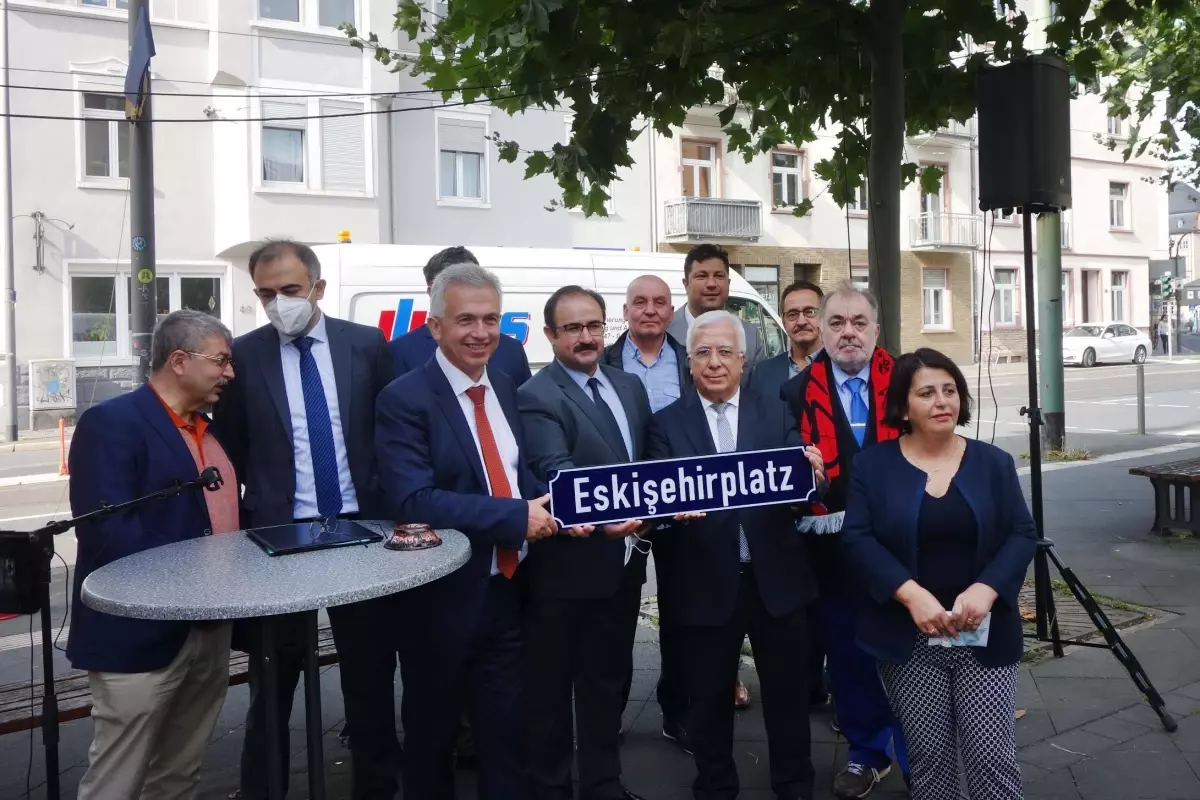 Frankfurt, Eskişehir\'i, bir meydana ismini vererek onurlandırdı